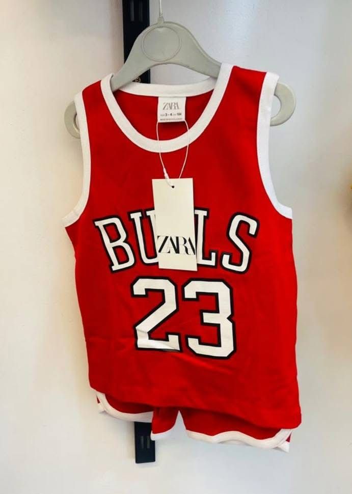 মেগি হাতা টি-শার্ট ও শর্টস সেট